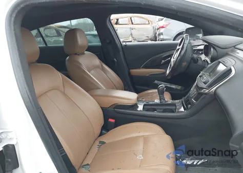 2015 Buick Lacrosse Premium I z USA, uszkodzony, nr VIN 1G4GD5G32FF144084